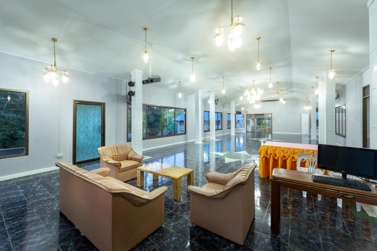 Ivy Cottage By Qiu Muak Lek Buitenkant foto